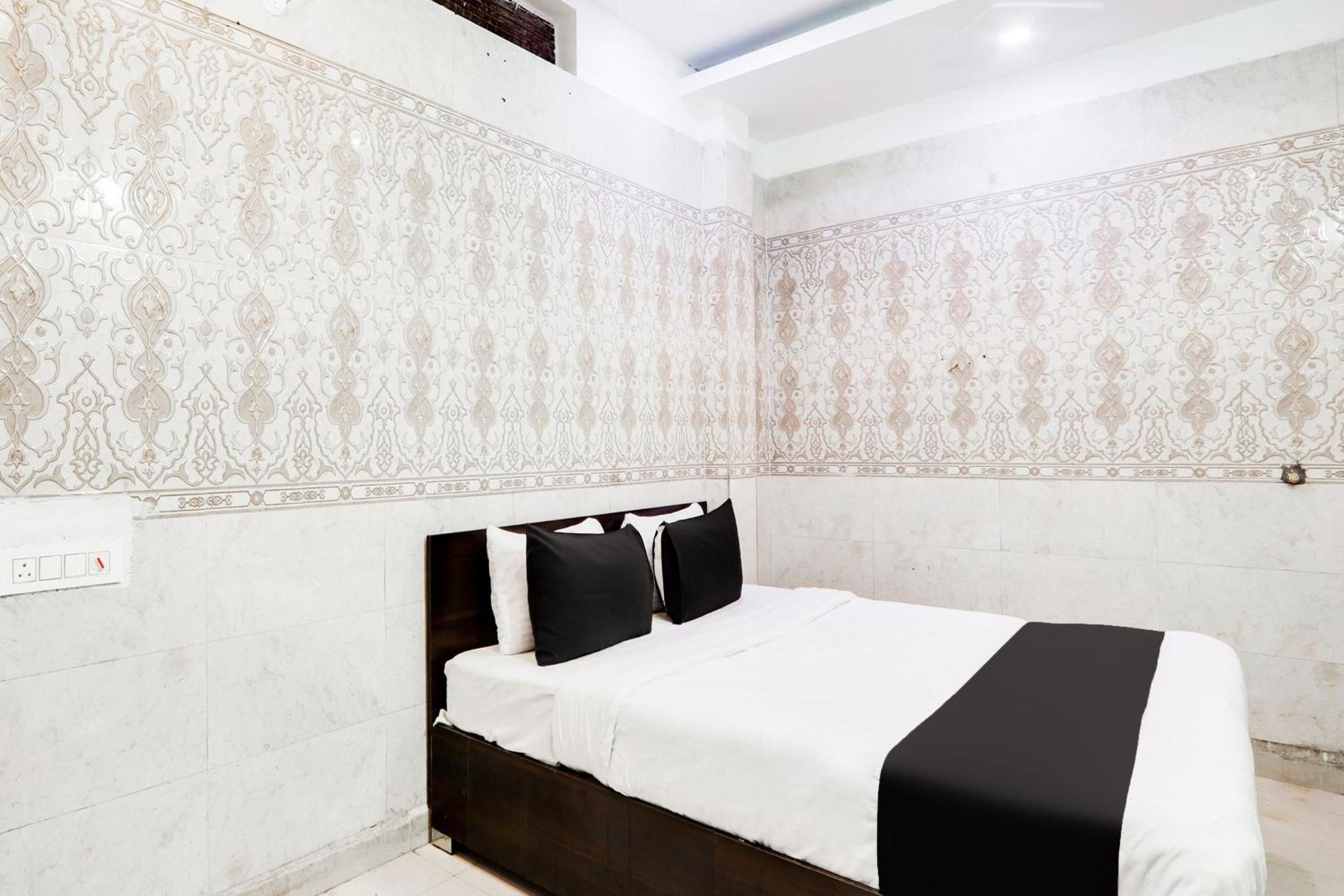 Hotel O City Inn Luxury Rooms Warangal Exterior photo